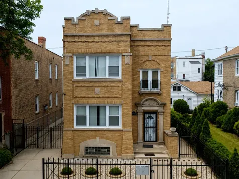 3128 North Keating Avenue E Chicago IL 60641