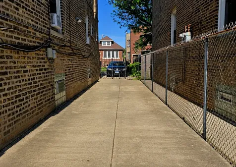 3128 North Keating Avenue E Chicago IL 60641