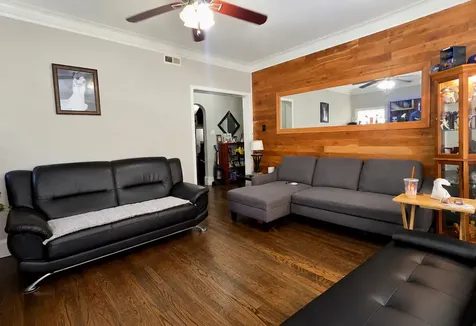 3128 North Keating Avenue E Chicago IL 60641