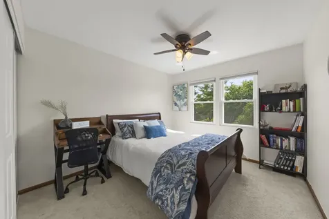 495 West Cimarron Drive Aurora IL 60504