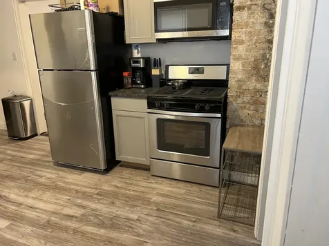2718 East 78th Street Chicago IL 60649