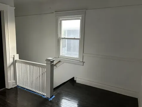 2718 East 78th Street Chicago IL 60649