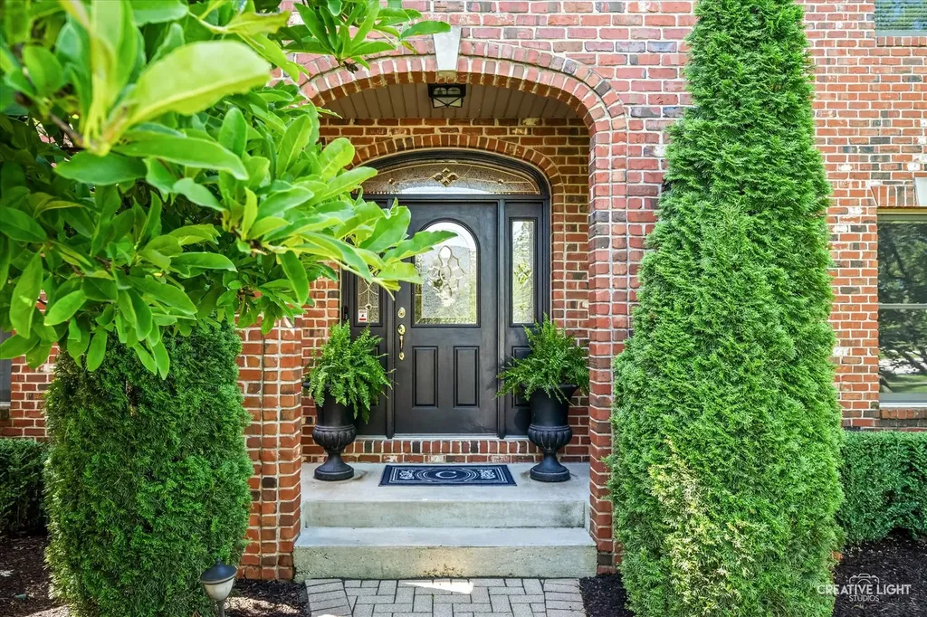 4823 Sebastian Court Naperville IL 60564