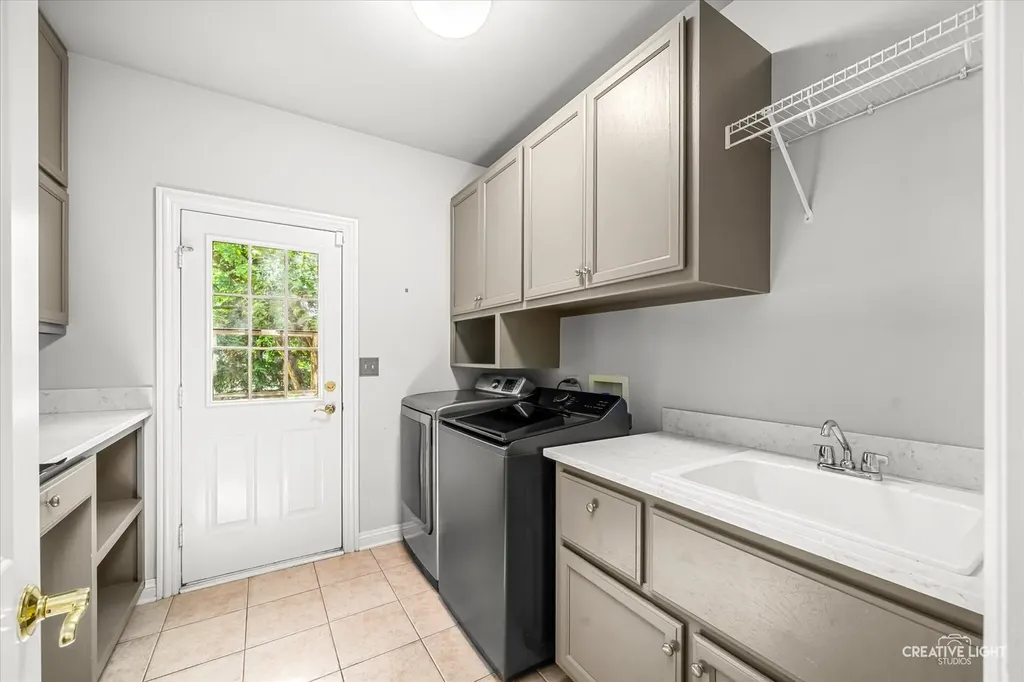 4823 Sebastian Court Naperville IL 60564