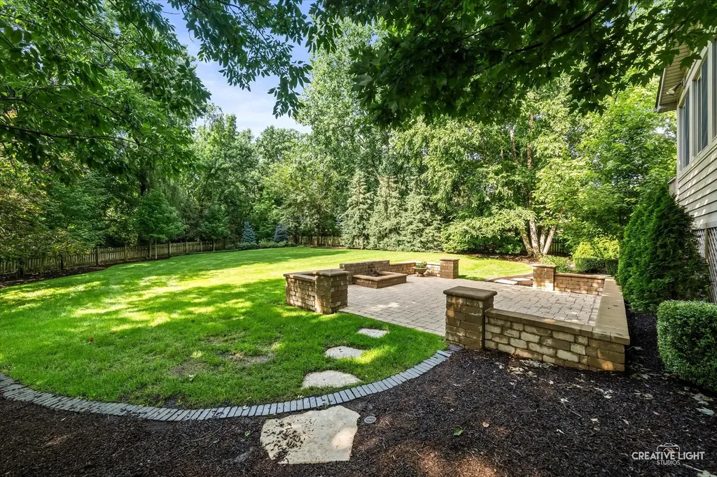 4823 Sebastian Court Naperville IL 60564
