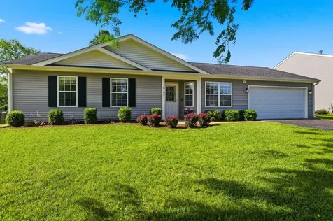 419 Windsor Lane Island Lake IL 60042