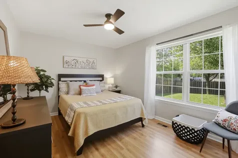 419 Windsor Lane Island Lake IL 60042
