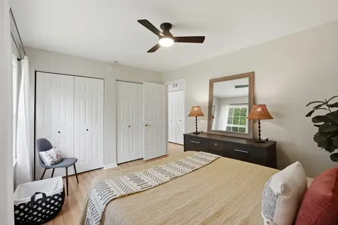 419 Windsor Lane Island Lake IL 60042