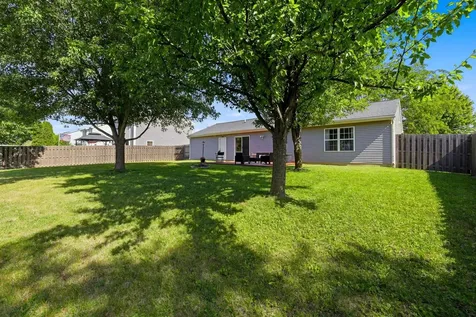 419 Windsor Lane Island Lake IL 60042