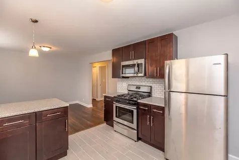 6801 North Ridge Boulevard Chicago IL 60645