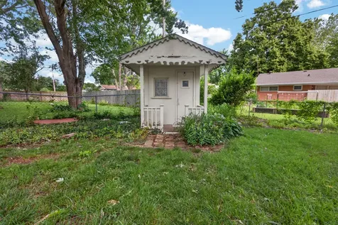 302 Belview Avenue Normal IL 61761