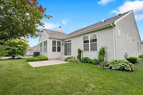 918 Scottsdale Drive Pingree Grove IL 60140
