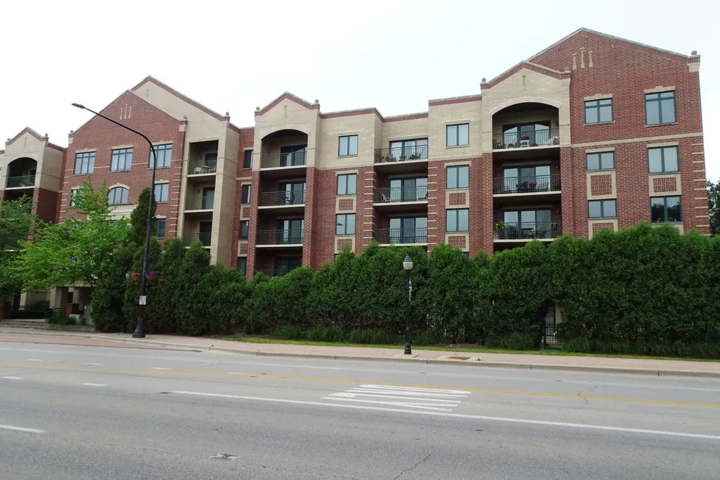 5 West Central Road Mount Prospect IL 60056