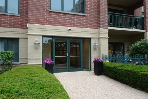 5 West Central Road Mount Prospect IL 60056