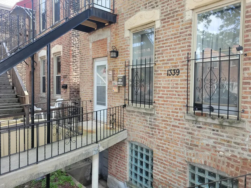 1339 West 31st Street Chicago IL 60608
