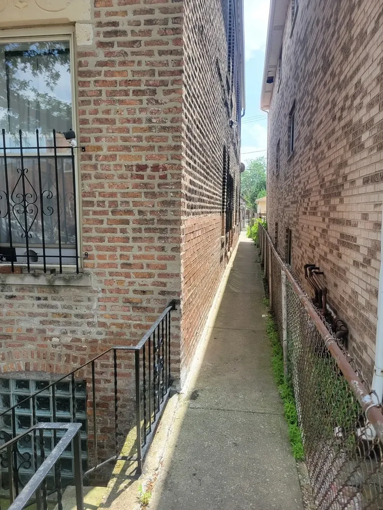 1339 West 31st Street Chicago IL 60608