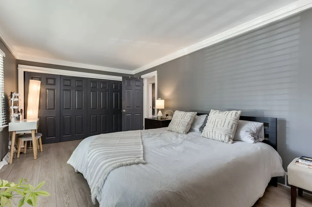 21W363 Walnut Road Glen Ellyn IL 60137