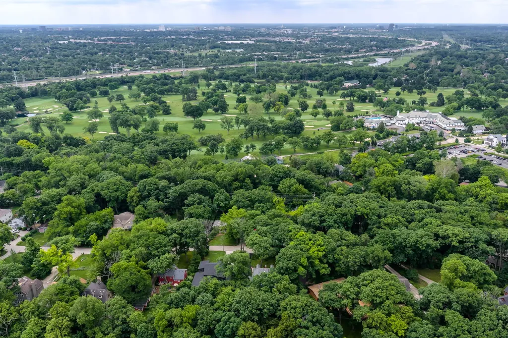 21W363 Walnut Road Glen Ellyn IL 60137