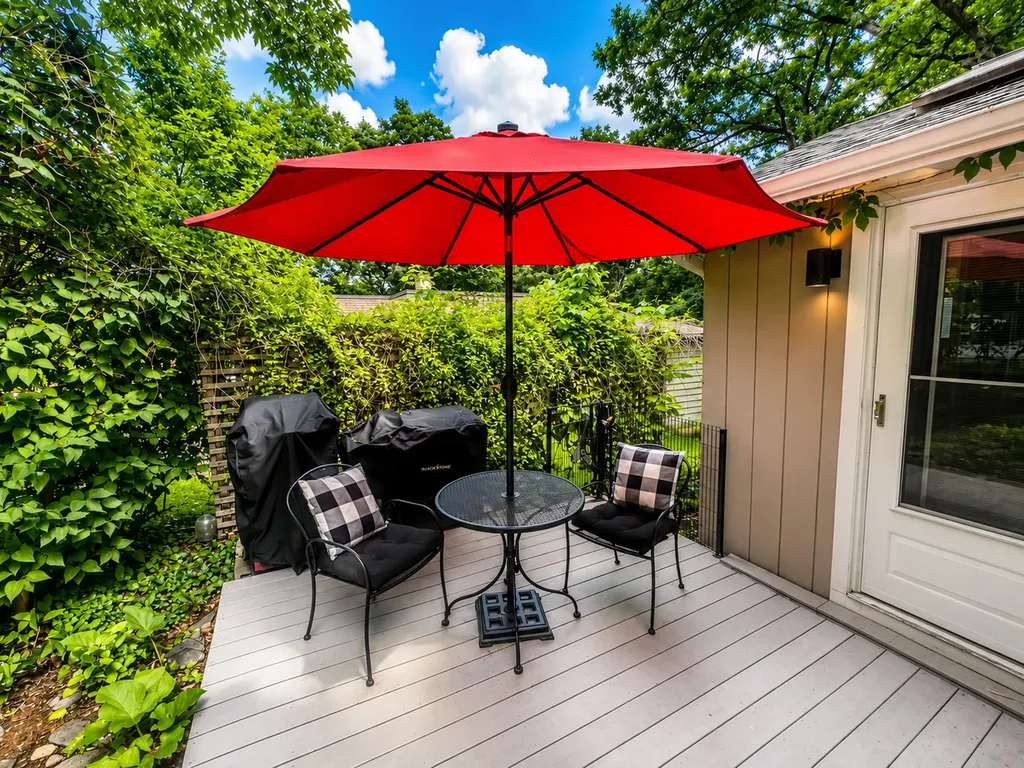 21W363 Walnut Road Glen Ellyn IL 60137