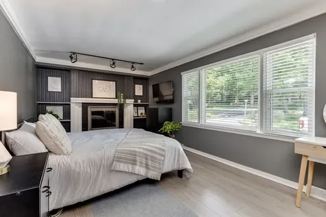 21W363 Walnut Road Glen Ellyn IL 60137