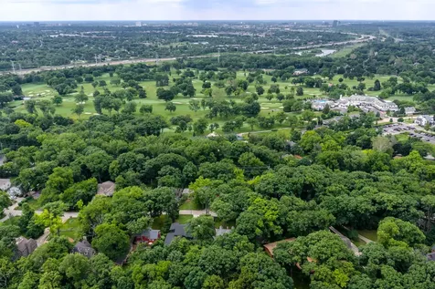 21W363 Walnut Road Glen Ellyn IL 60137