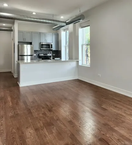 1444 West Erie Street Chicago IL 60642