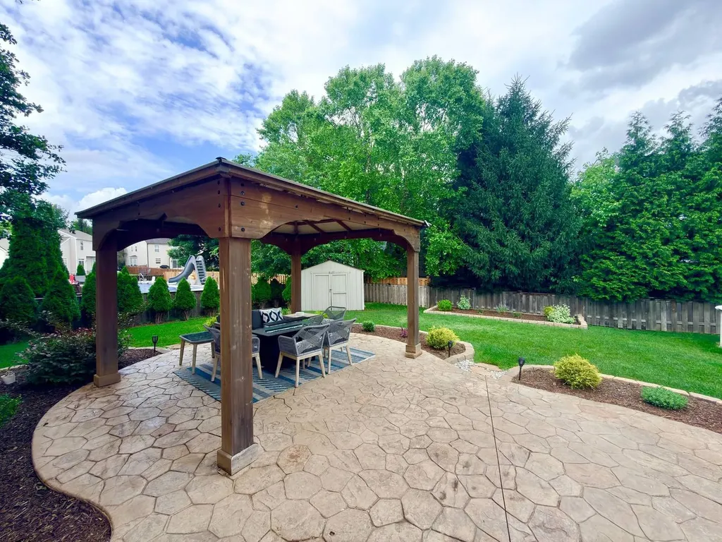 614 Sumac Drive Aurora IL 60506
