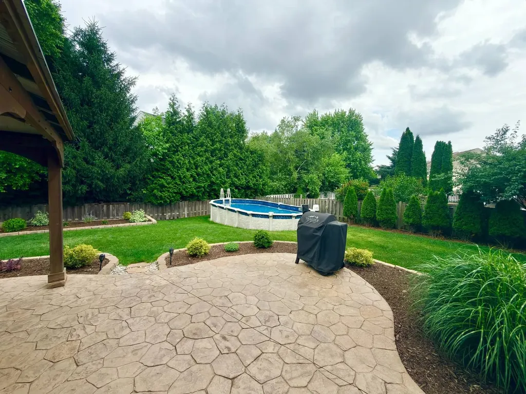 614 Sumac Drive Aurora IL 60506