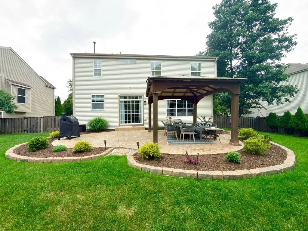 614 Sumac Drive Aurora IL 60506