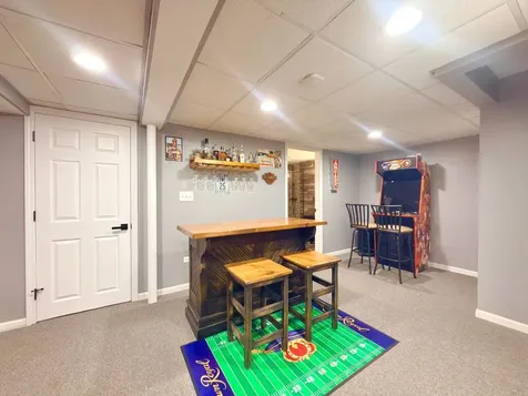 614 Sumac Drive Aurora IL 60506