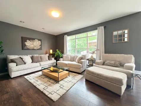 614 Sumac Drive Aurora IL 60506