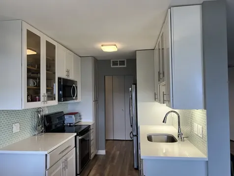 7141 North Kedzie Avenue Chicago IL 60645
