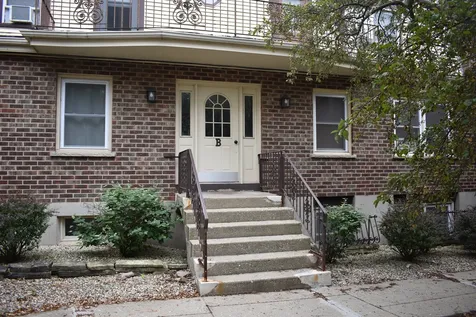 844 Village Quarter Road West Dundee IL 60118