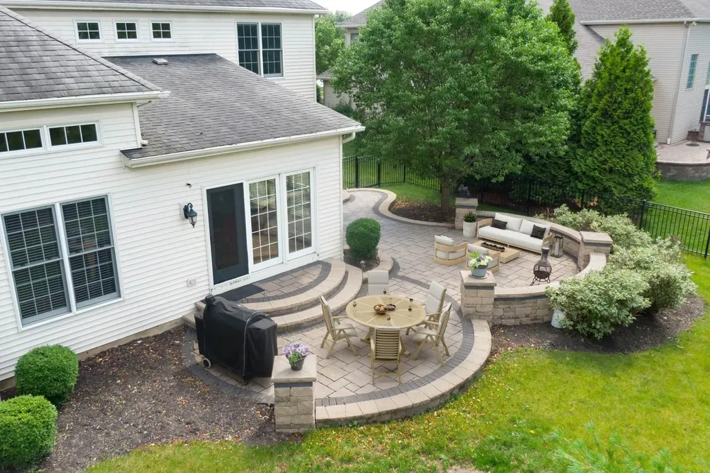 26208 West Milestone Drive Plainfield IL 60585