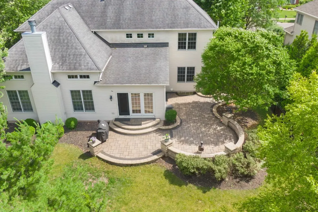 26208 West Milestone Drive Plainfield IL 60585