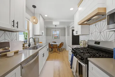 5204 South Oak Park Avenue Chicago IL 60638