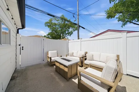 5204 South Oak Park Avenue Chicago IL 60638