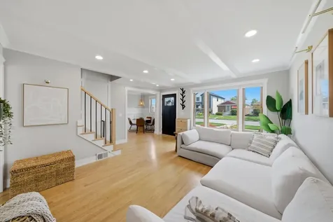 5204 South Oak Park Avenue Chicago IL 60638