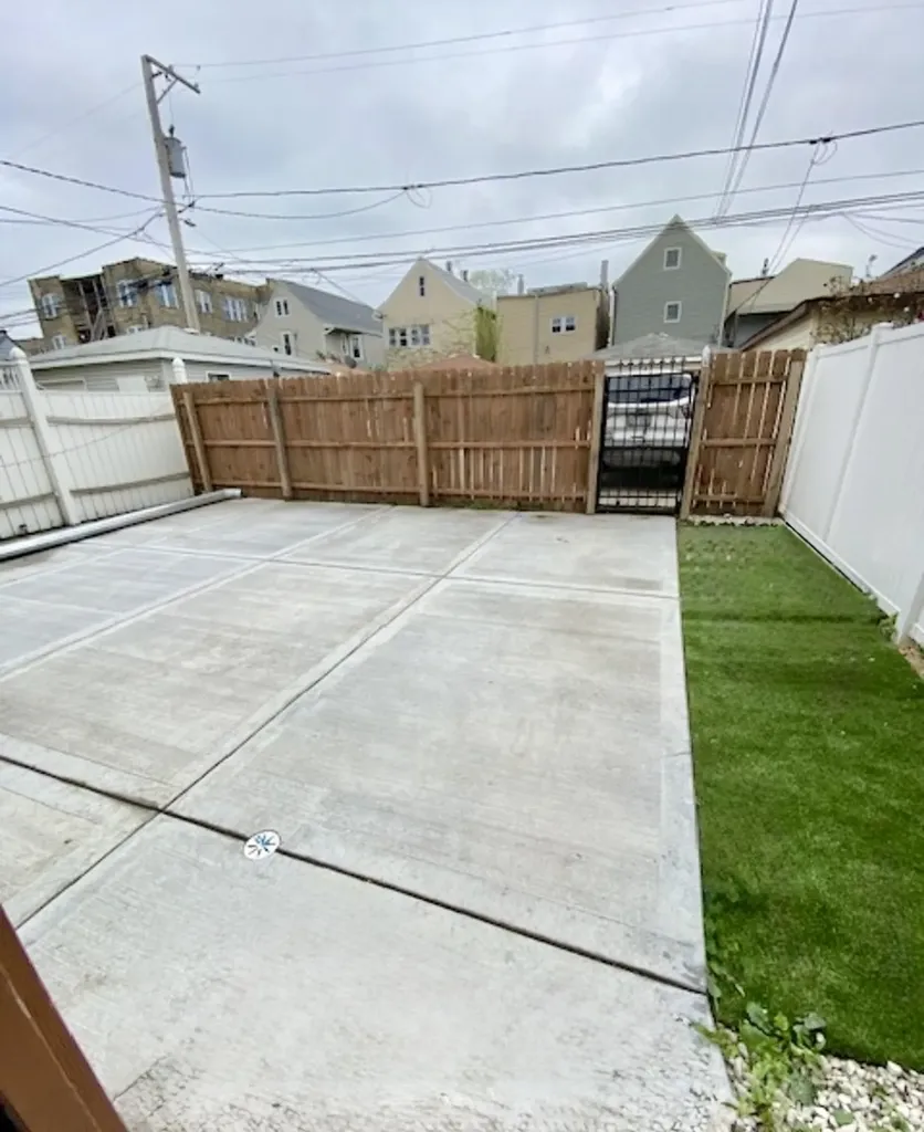 3431 West Lyndale Street Chicago IL 60647
