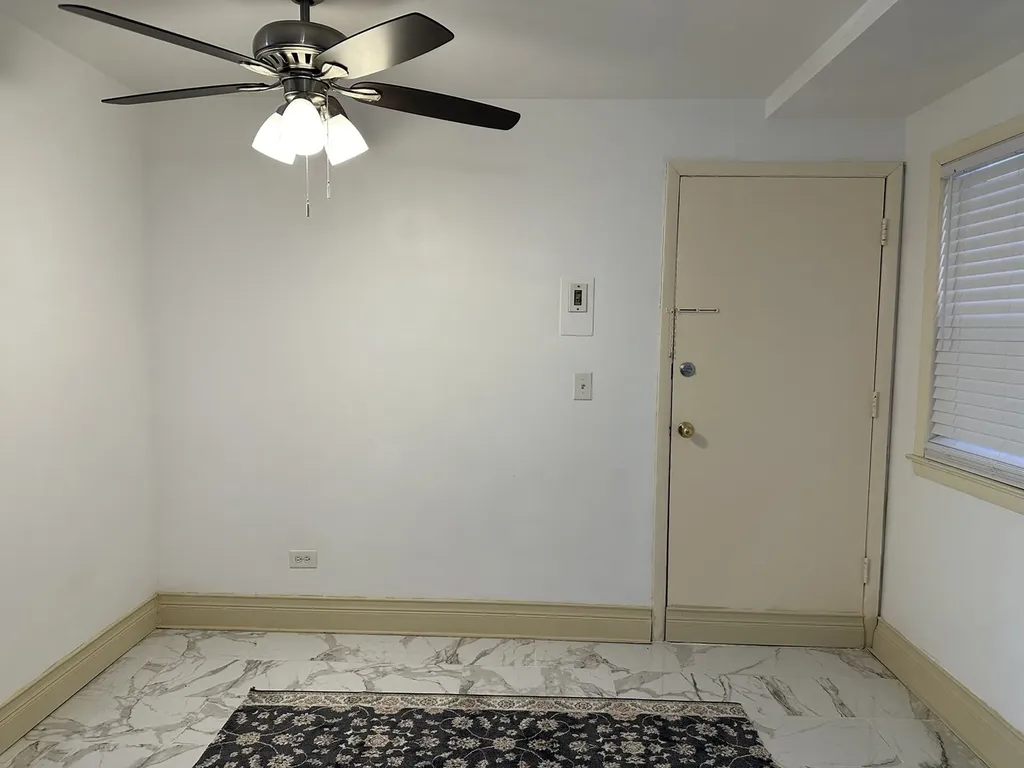 8518 West Rascher Avenue Chicago IL 60656