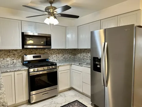 8518 West Rascher Avenue Chicago IL 60656