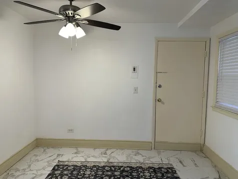 8518 West Rascher Avenue Chicago IL 60656