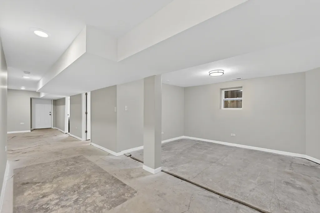 151 North Long Avenue Chicago IL 60644