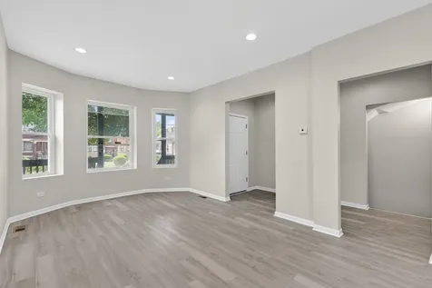 151 North Long Avenue Chicago IL 60644