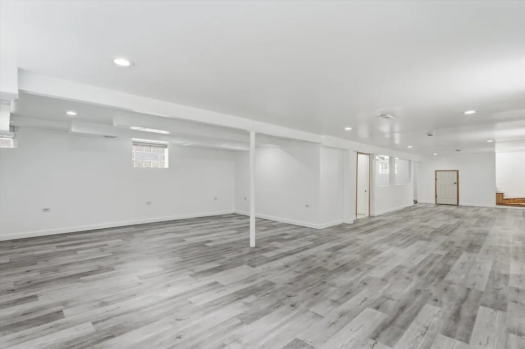 847 West 50th Street Chicago IL 60609