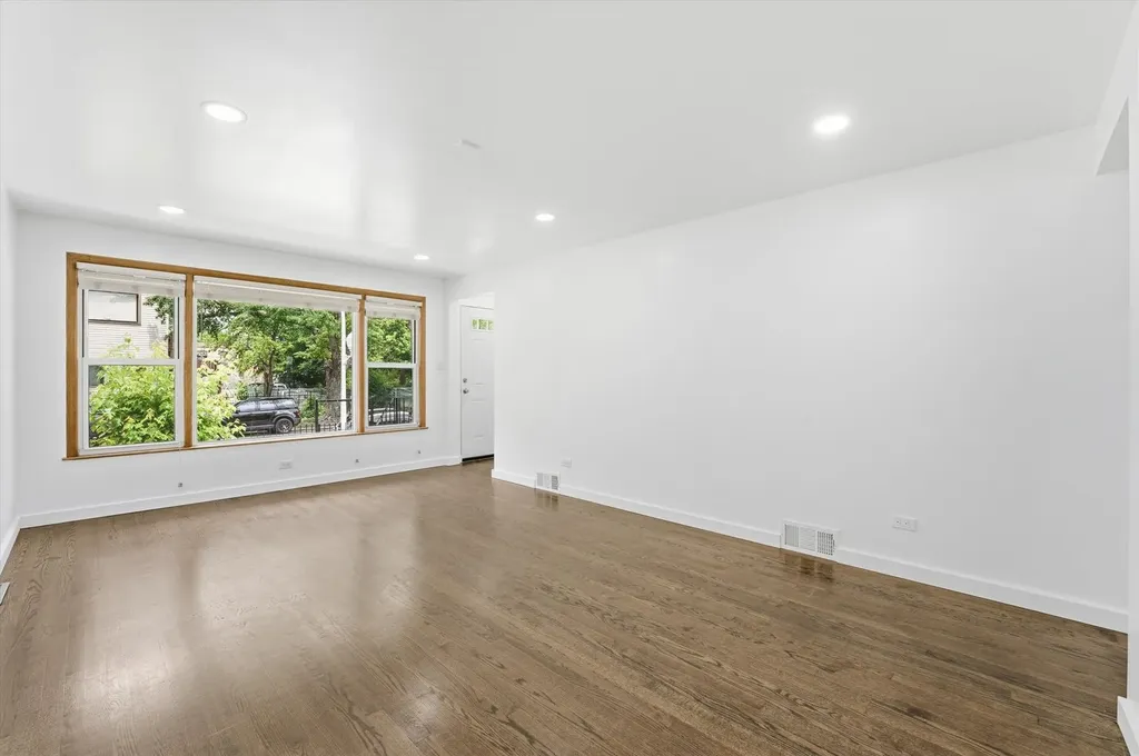 847 West 50th Street Chicago IL 60609