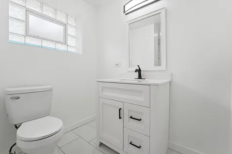 847 West 50th Street Chicago IL 60609