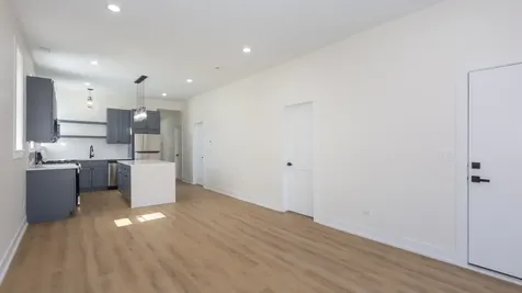 2036 North Hoyne Avenue Chicago IL 60647