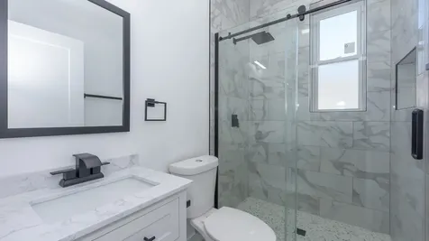 2036 North Hoyne Avenue Chicago IL 60647