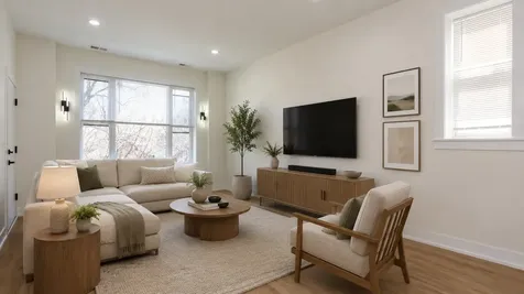 2036 North Hoyne Avenue Chicago IL 60647